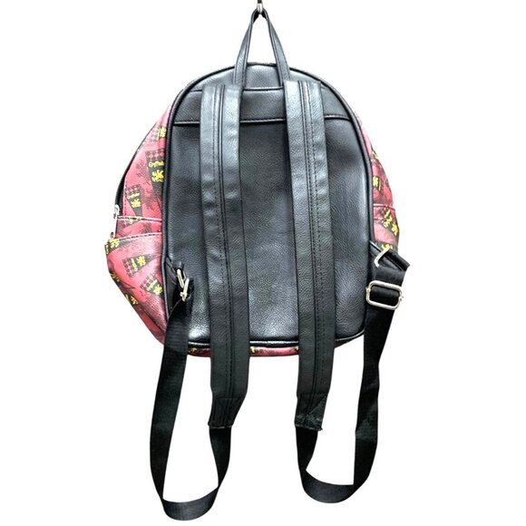 Harry Potter‎ Gryffindor Red & Black Mini Backpack With Lion Crest - Picture 2 of 3